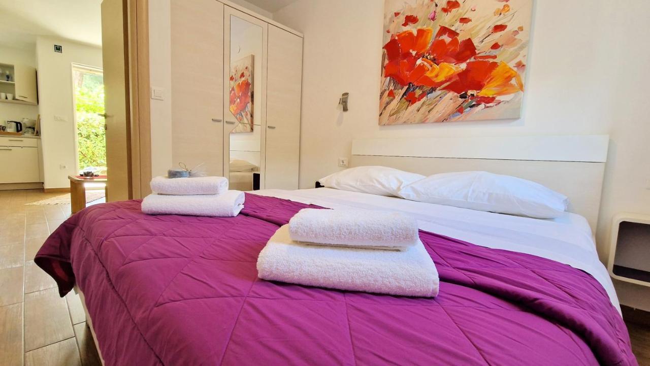 Apartment Pipo Крк Екстер'єр фото
